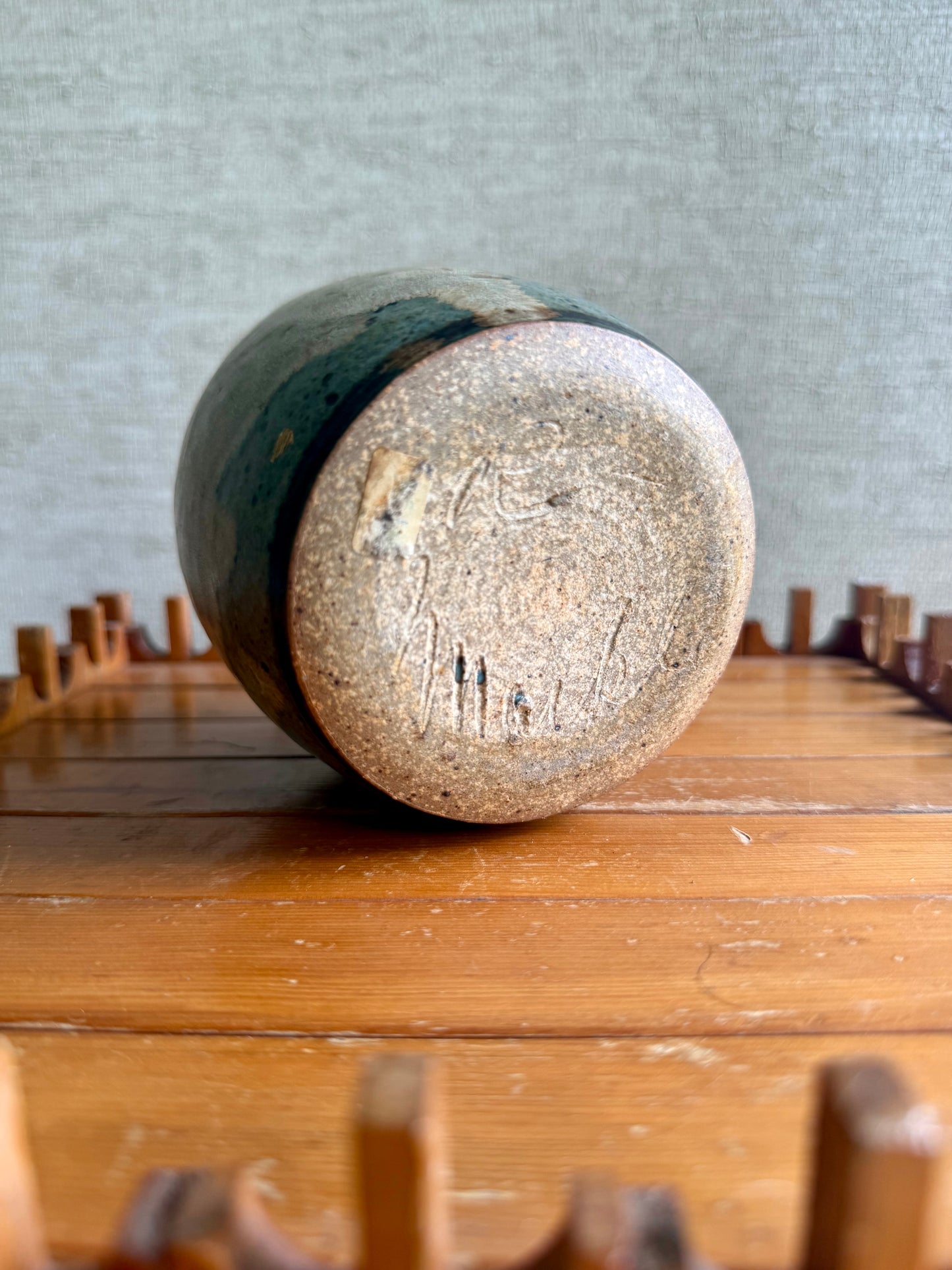Vintage Handmade One-of-a-Kind Round Green Brown Stoneware Pottery Vase by Robert Markle, ca. 1970's