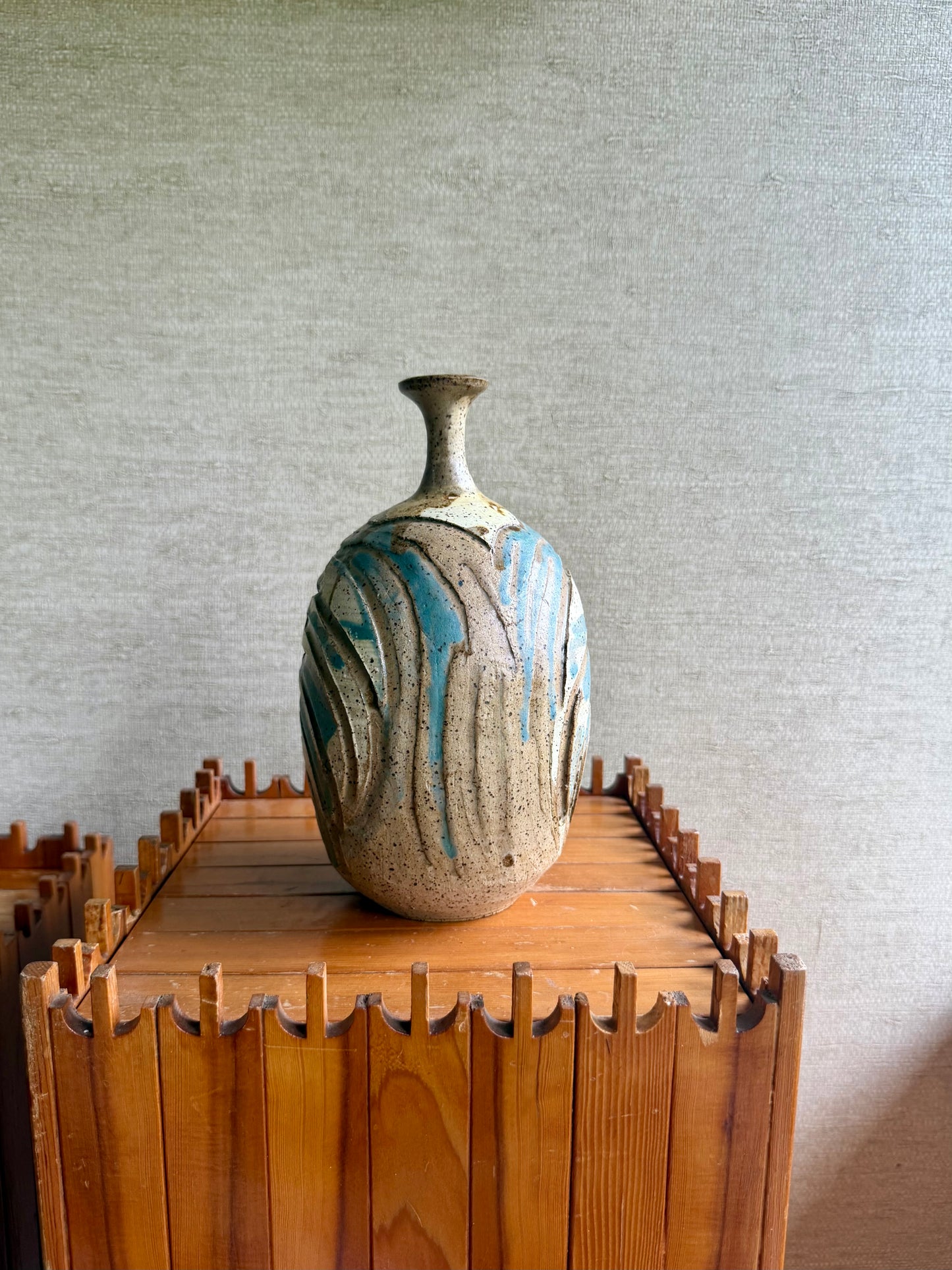 Vintage Handmade One-of-a-Kind White Blue Abstract Stoneware Bottle Vase by Viviane Roux, ca. 1971
