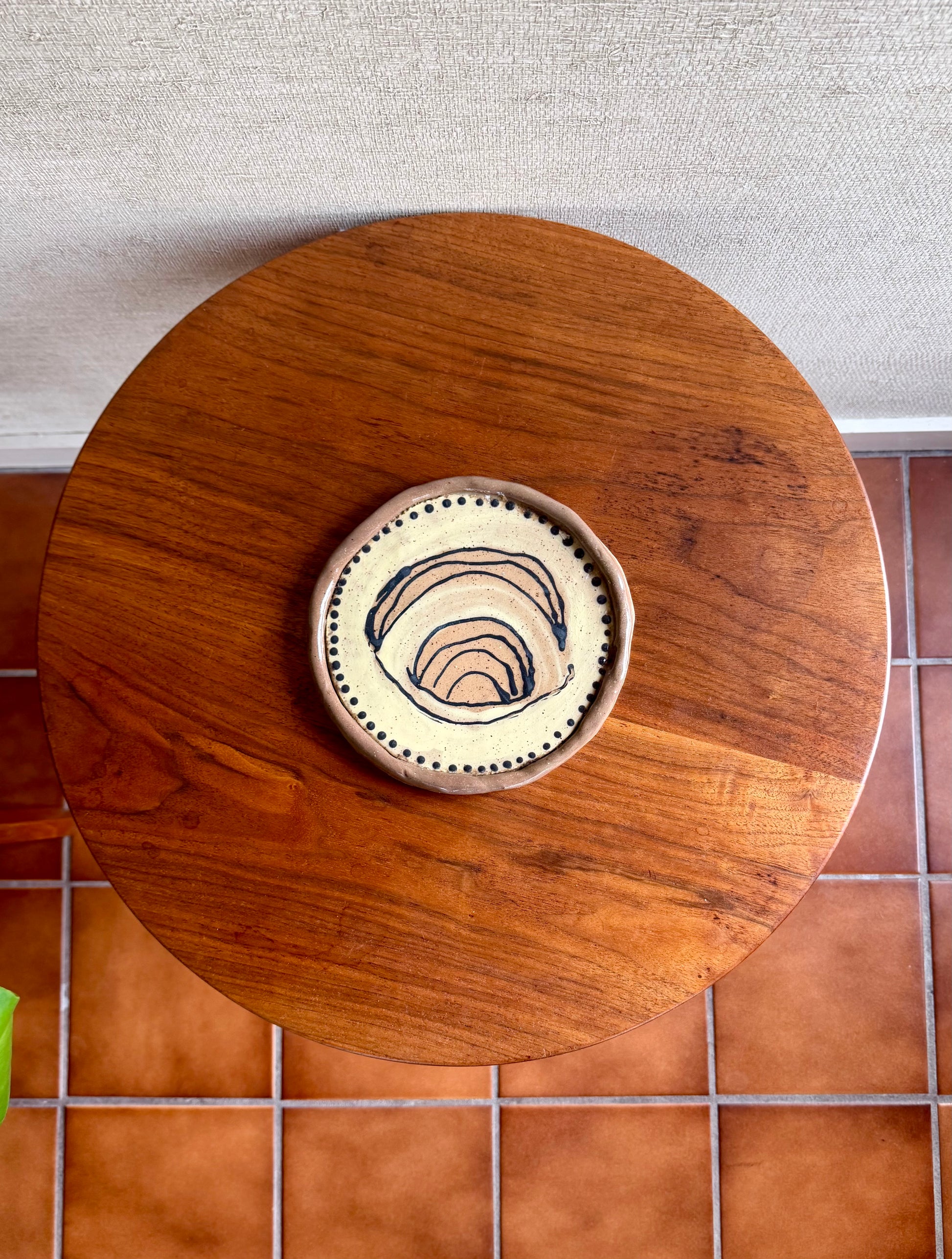 ceramic pottery plate dish 